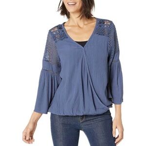 Ariat Ladies Brunchin Tunic Women's Blue V-Neck Blouse Size L